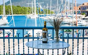Authentic Suites In Fiscardo
